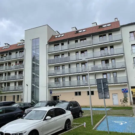 Champion-free Parking-posciel Hotelowa 公寓 什切青