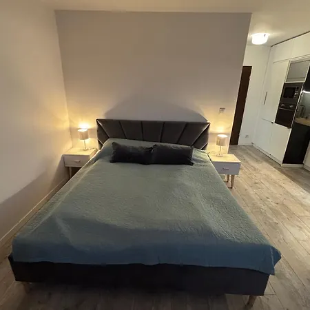 Champion-free Parking-posciel Hotelowa * Szczecin