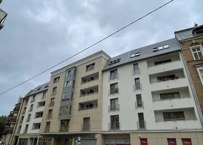 Champion-free Parking-posciel Hotelowa *