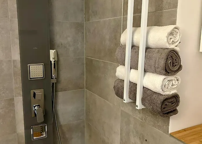 Champion-free Parking-posciel Hotelowa